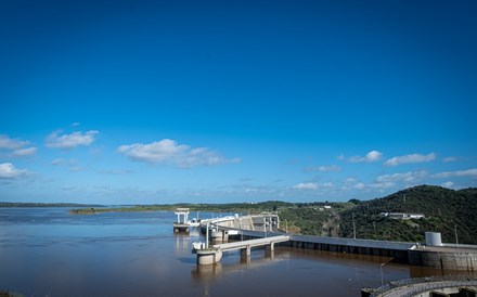 Governo leiloa hoje exploração de 263 MW de solar em sete barragens