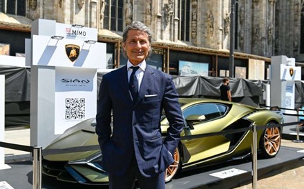 'Compras de vingança': Lamborghini já tem carteira de encomendas deste ano quase completa