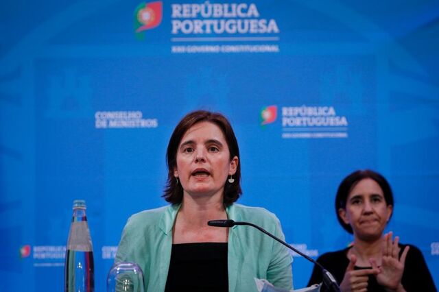 Presença em casamentos e batizados vai obrigar à realização de teste covid