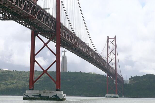 Autarquia de Almada defende isenção ou desconto de portagens na ponte 25 de abril  para residentes