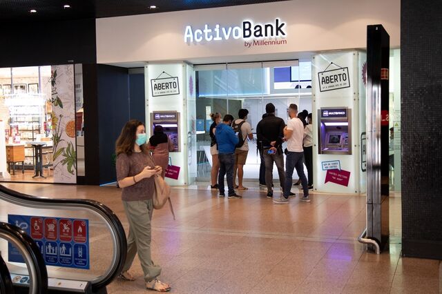 Bancos “recrutam” clientes para promover produtos