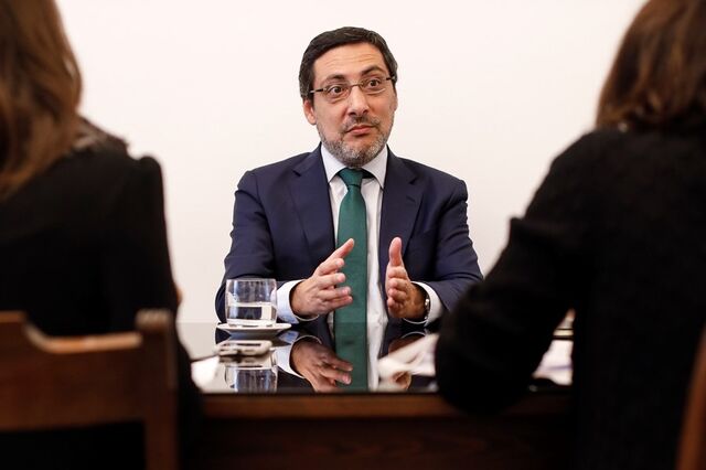 Governo lança grupo de peritos para rever benefícios fiscais