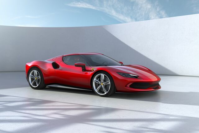 Novo Ferrari 296 GTB com motor híbrido