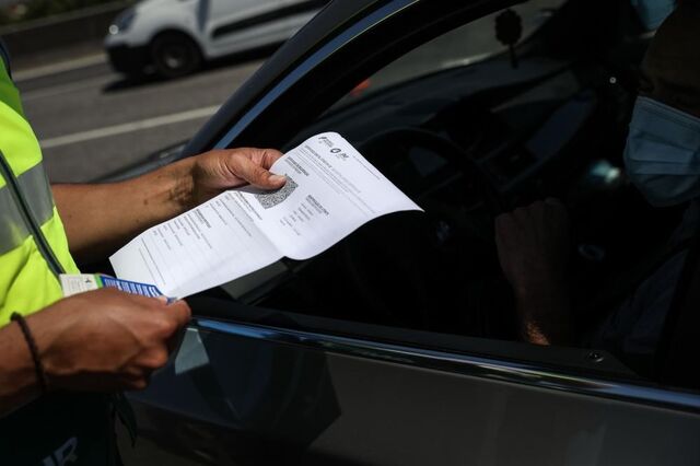 'Livre trânsito' na AML provoca corrida ao certificado digital covid