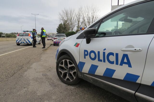 PSP vai controlar quem viaja de comboio, autocarro e avião na região de Lisboa