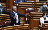 PSD acusa Governo de 'não ter mão para reerguer' país