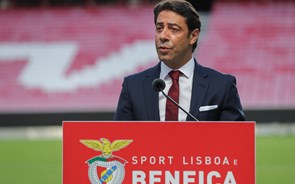 Benfica 'fecha a porta' a Textor