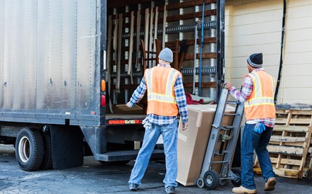 Carga e descarga de mercadorias com tempo máximo de espera a partir de 11 de setembro