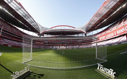 Benfica admite não poder travar entrada de Textor na SAD