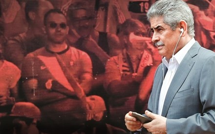 Direito de preferência sobre ações a 7,80 euros. Benfica critica Vieira pelo 'timing' e falta de informação