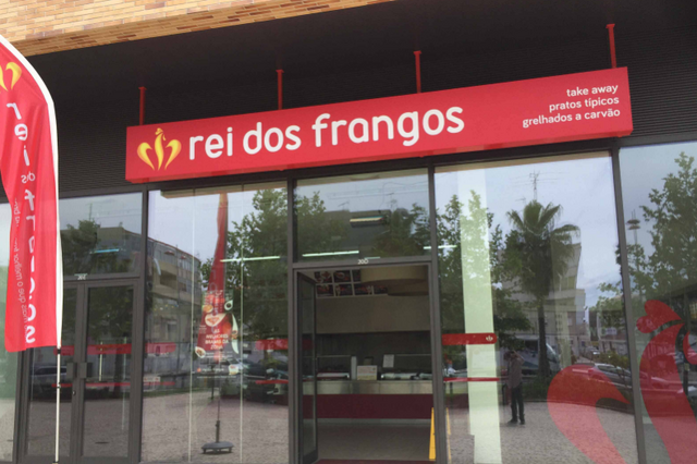 Santos “depena” Santos pelo título de Rei dos Frangos