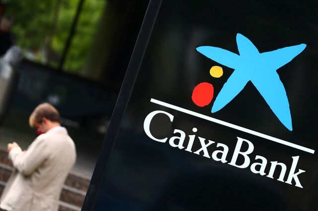 Lucros do CaixaBank recuam 50% para 2.457 milhões de euros entre janeiro e setembro