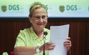 Graça Freitas afasta incumprimento da vacinação dos idosos: “Ainda falta tempo para o Natal” 