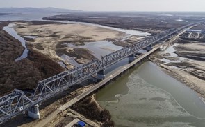 Primeira ponte ferroviária entre China e Rússia já está terminada