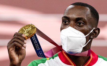 Ouro de Pichardo no triplo salto dá recorde de medalhas olímpicas a Portugal