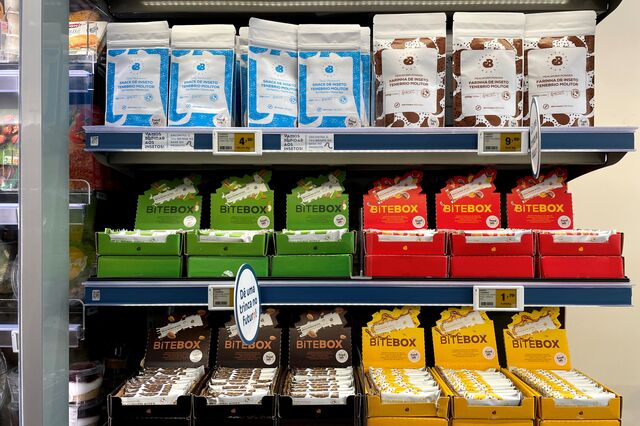 Snacks, farinha e barras proteicas. Continente já vende alimentos à base de insetos