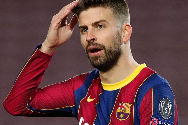 Piqué baixa salário e FC Barcelona inscreve reforços