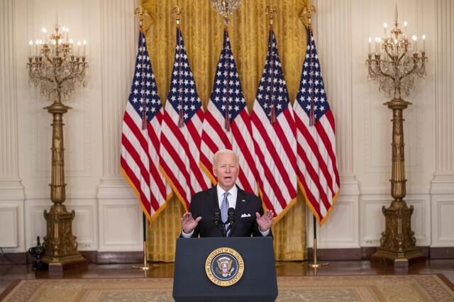 Ucrânia: Biden acusa Kremlin de ataque de 'falsa bandeira', Moscovo afasta invasão