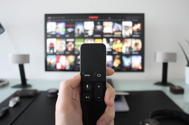 Guerra do streaming leva grupos de media a investir 100 mil milhões em conteúdos