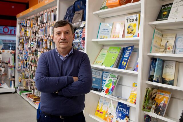 Pais pedem mais tempo para comprar os livros escolares no âmbito do IVAucher