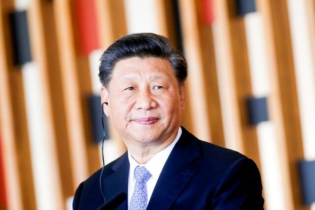 Relações entre China e EUA 'não devem recorrer a armas', diz Xi