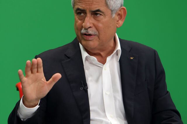 Dívida de Vieira  prolongada por dois anos