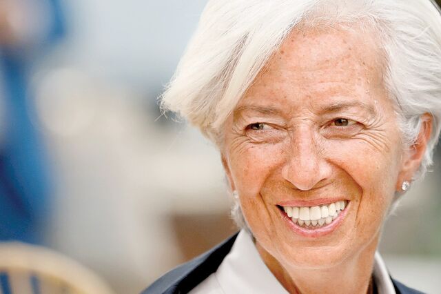 Lagarde diz que subida de juros diretores pode não acontecer tão cedo quanto o esperado