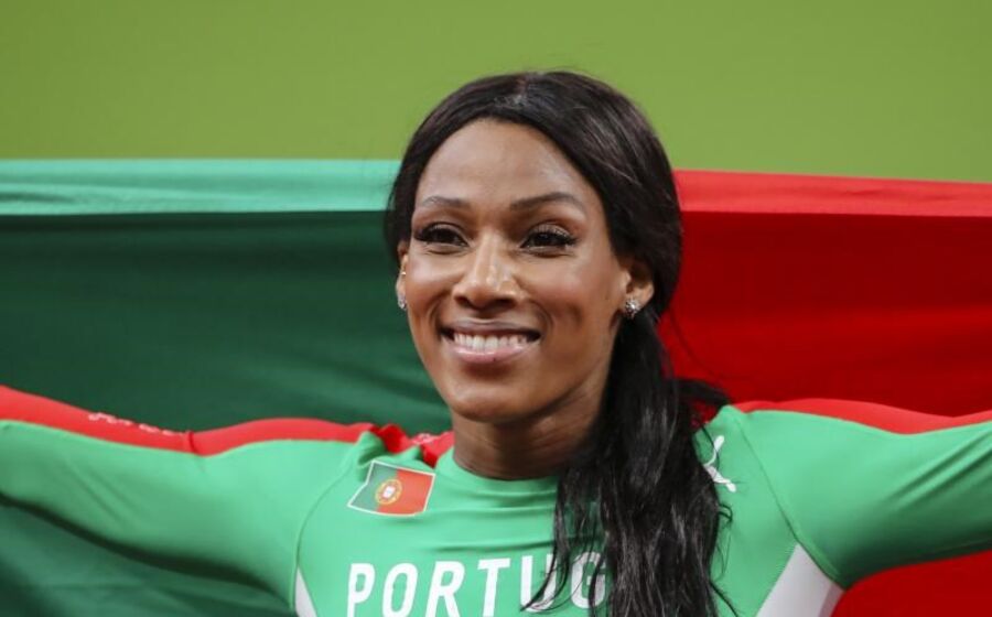 Patrícia Mamona medalha