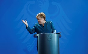 Merkel deixa escolha do próximo presidente do Bundesbank para o novo governo