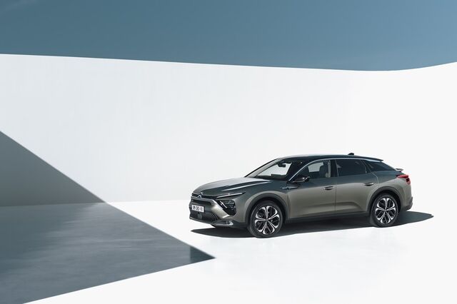 Novo topo de gama Citroën C5 X chega em 2022