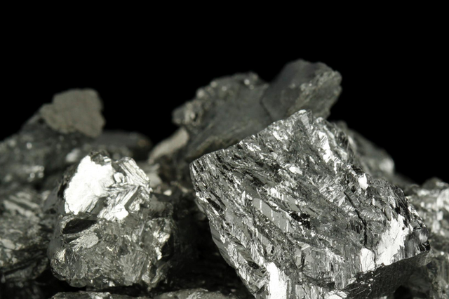 Metal precioso obscuro lidera receitas de gigantes de platina
