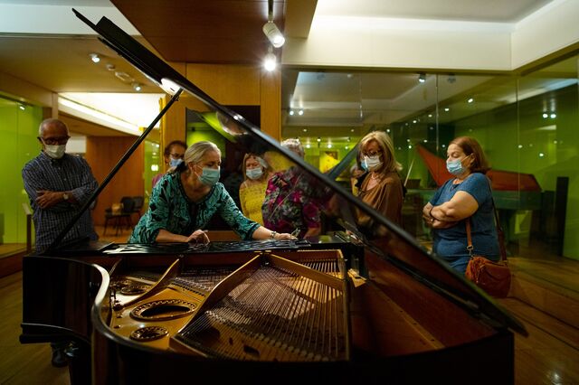 Os mais velhos estão de volta aos museus 