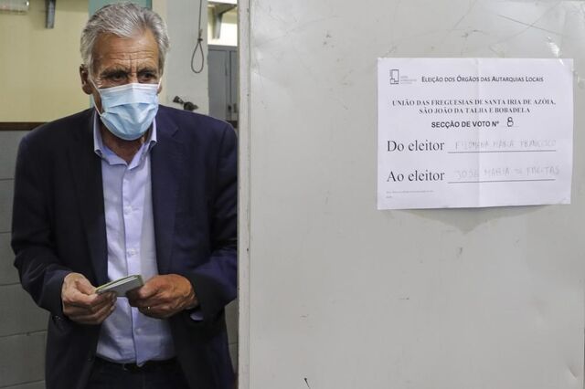 Legislativas: Jerónimo apela ao reforço do PCP na 'batalha que aí vem'