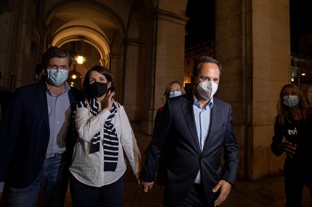 Socialistas com banho de água fria em Lisboa