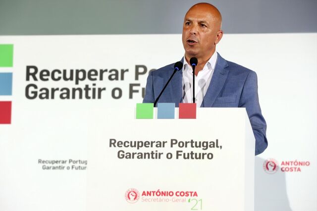 Autárquicas: Paulo Cafôfo demite-se de presidente do PS/Madeira