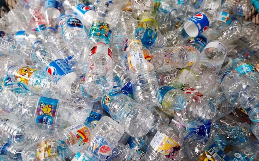 Projeto-piloto permitiu recolher, ao longo de 18 meses,  mais de 16,6 milhões de garrafas de plástico.