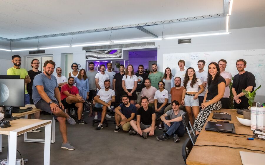 Fintech Plum