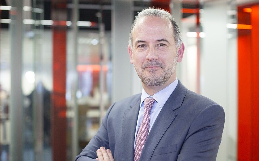 Pedro Penalva, Aon