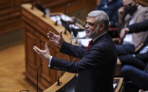 PS não vê alternativa à direita para viabilizar OE 2022: 'Não é possível fazer acordos'