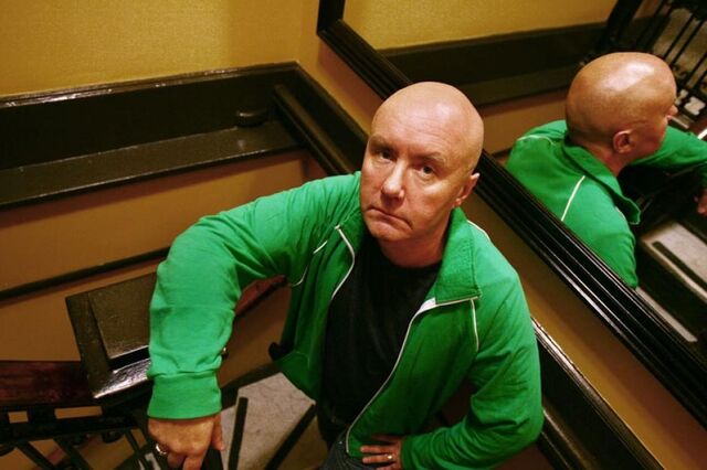Irvine Welsh vai estar em Espinho para ensinar adaptação de escrita a cinema