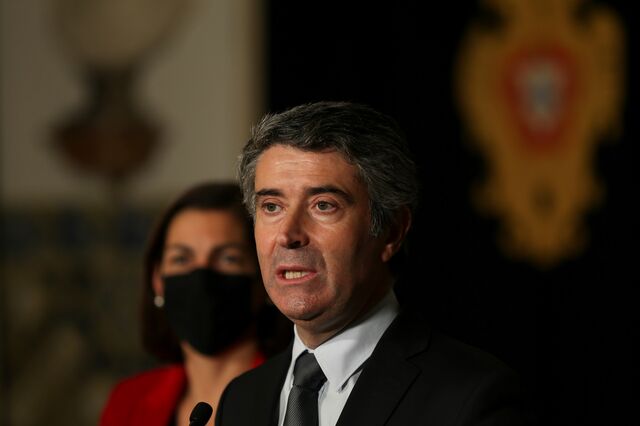 José Luís Carneiro desvaloriza número de apoiantes de Pedro Nuno Santos