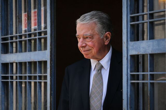 Suspender um processo de Salgado abre caminho para todos os outros