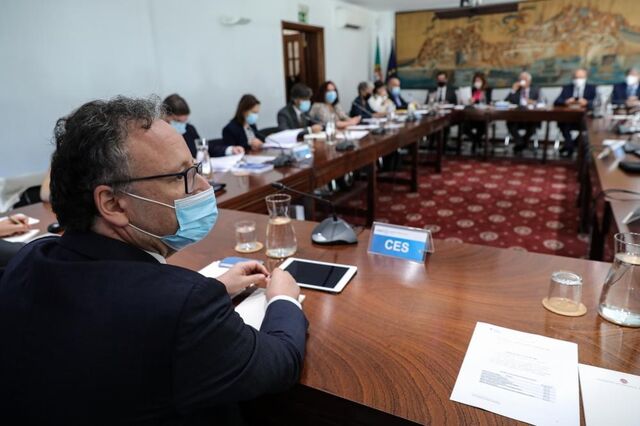 Patrões vão pedir a Marcelo que envie travões à caducidade para o Constitucional