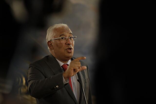 Governo admite mexer na idade pessoal da reforma