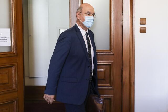 Fund Box multada em 75 mil euros por privilegiar interesses do 'chairman' em prejuízo dos investidores