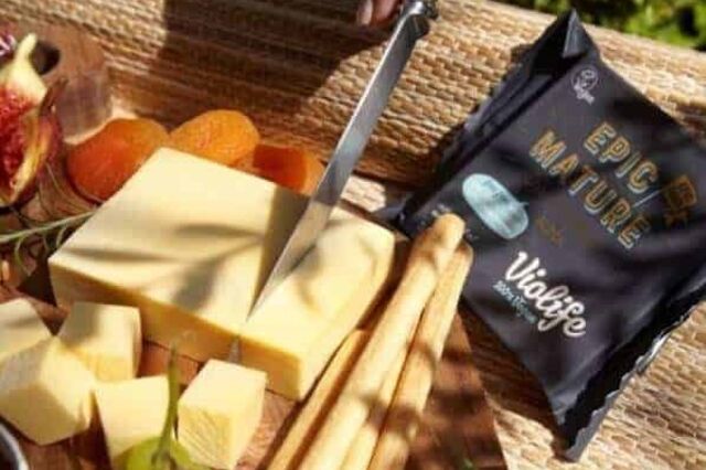 Com queijo 100% vegan na mão, Upfield afia faca