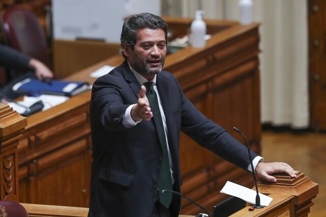 Chega quer eleições a 16 de janeiro