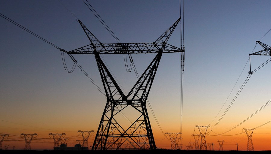 Segundo as associações empresariais, o impacto da subida do preço da eletricidade já está a ser sentido pelos grandes consumidores de energia.