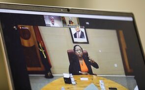 vera daves de sousa ministra das finanças de angola