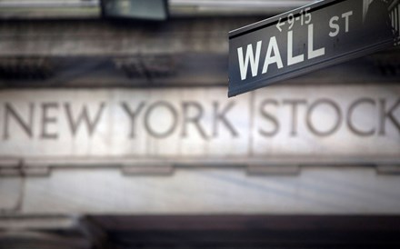 Tecnológicas travam ganhos de Wall Street